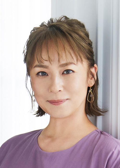 関口小百合 役 佐藤仁美
